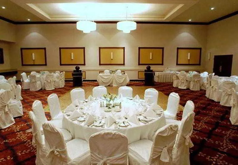 Hotel Residence Inn By Marriott Montreal Airport Dorval
